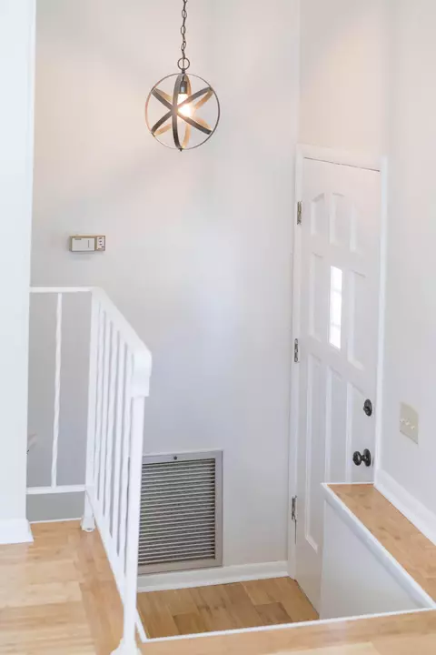 Entry Way - 311 E View Dr, Chattanooga, TN 37404 photo 1 of 1