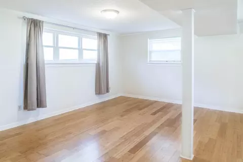Living - 311 E View Dr, Chattanooga, TN 37404 photo 6 of 7
