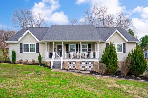1510 Ribbonwood Dr, Soddy Daisy, TN 37379