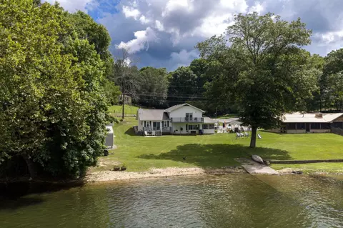1174 Penobscot Dr, Soddy Daisy, TN 37379