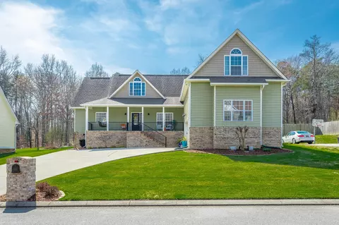 400 Olivia Ln, Soddy Daisy, TN 37379