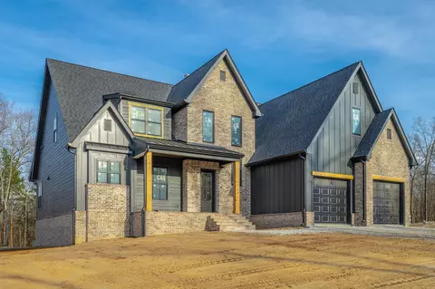 1708 Restful Dr, Soddy Daisy, TN 37379