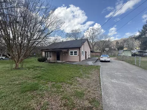 130 N Curran St, Summerville, GA 30747