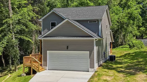 225 Sweetland Dr, Chattanooga, TN 37415
