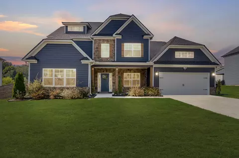 7574 Catchfly Dr, Ooltewah, TN 37363