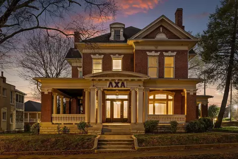 926 Oak St, Chattanooga, TN 37403