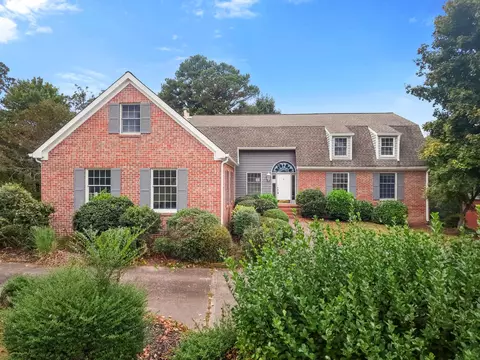 5818 Rainbow Springs Dr, Chattanooga, TN 37416
