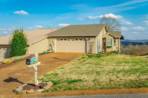 5920 Rainbow Springs Dr, Chattanooga, TN 37416