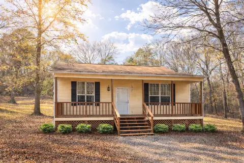 88 Three Sisters Ln, Ringgold, GA 30736