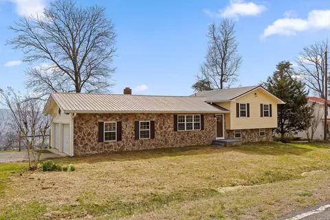 1310 Brow Rd, Trenton, GA 30752