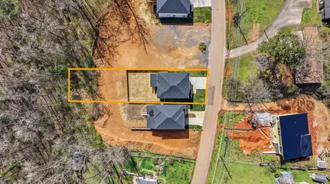 View/Area - 930 Lullwater Rd, Red Bank, TN 37415 photo 1 of 2
