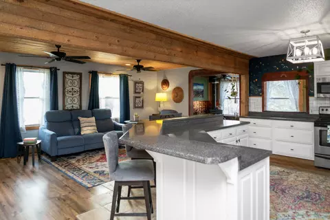 Kitchen - 67 Doe Cir, Dunlap, TN 37327 photo 3 of 8