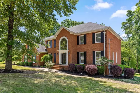 9326 Royal Mountain Dr, Chattanooga, TN 37421
