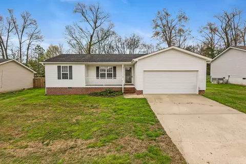 65 Night Shade Ln, Ringgold, GA 30736