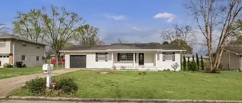 1639 Colorado St, Hixson, TN 37343
