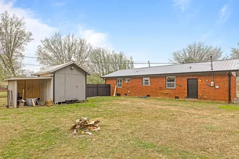 Exterior - 258 E Hills Rd, Jasper, TN 37347 photo 8 of 12