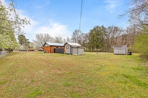 Exterior - 258 E Hills Rd, Jasper, TN 37347 photo 2 of 12