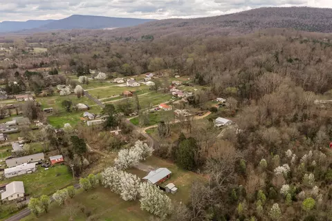 View/Area - 258 E Hills Rd, Jasper, TN 37347 photo 10 of 12