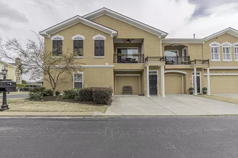 905 Renaissance Ct, Chattanooga, TN 37419