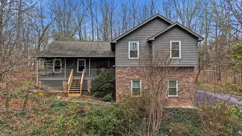 8843 Finney Point Dr, Ooltewah, TN 37363