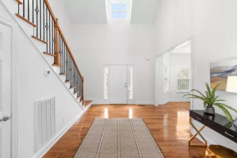 Entry Way - 8746 Streamside Dr, Ooltewah, TN 37363 photo 3 of 7