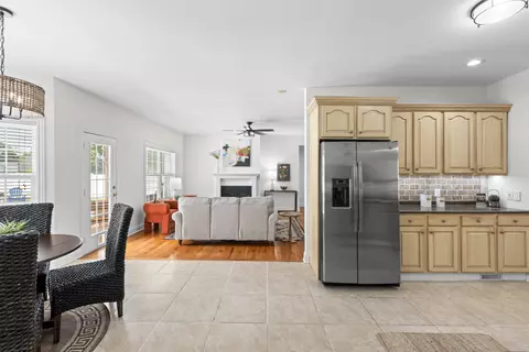 Kitchen - 8746 Streamside Dr, Ooltewah, TN 37363 photo 3 of 3