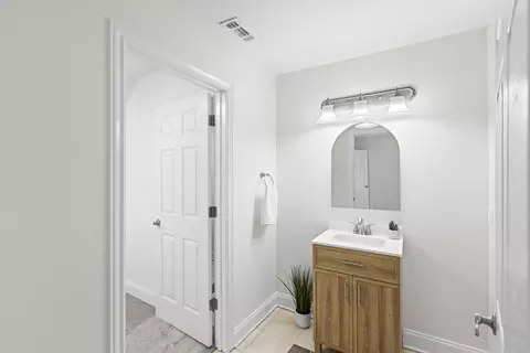 Bath - 8746 Streamside Dr, Ooltewah, TN 37363 photo 7 of 7