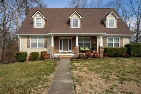 431 Golden Oaks Dr, Hixson, TN 37343