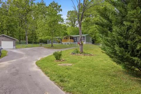 11451 Back Valley Rd, Soddy Daisy, TN 37379