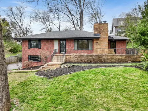 1715 Hixson Pike, Chattanooga, TN 37405