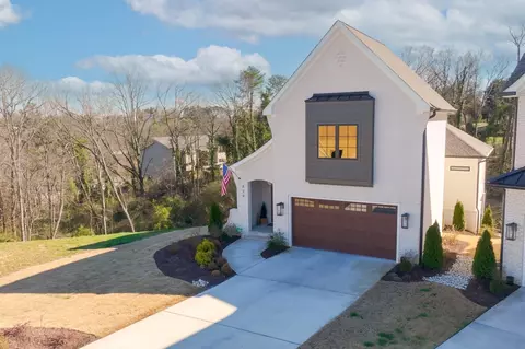 828 Cranes Camp Trl, Chattanooga, TN 37415