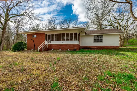 58 Martin Clement Dr, Chickamauga, GA 30707
