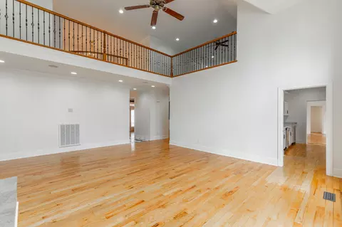 Living - 8323 Mitchell Mill Rd, Ooltewah, TN 37363 photo 6 of 18