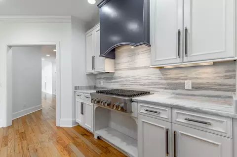 Kitchen - 8323 Mitchell Mill Rd, Ooltewah, TN 37363 photo 4 of 17