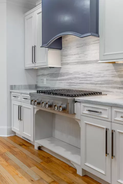 Kitchen - 8323 Mitchell Mill Rd, Ooltewah, TN 37363 photo 14 of 17