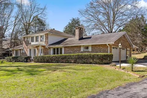 9113 Edgewater Rd, Chattanooga, TN 37416