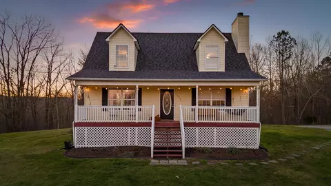 1068 Rogers Rd, Chickamauga, GA 30707