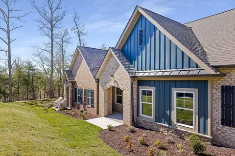 92 Founding Way # -G, Lookout Mountain, GA 30750