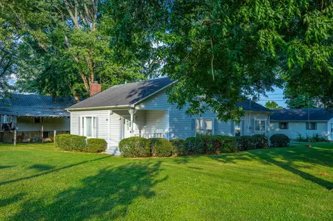 Exterior - 1010 Main St, Kimball, TN 37347 photo 4 of 12