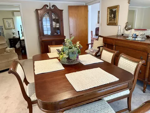 Dining - 1010 Main St, Kimball, TN 37347 photo 1 of 1