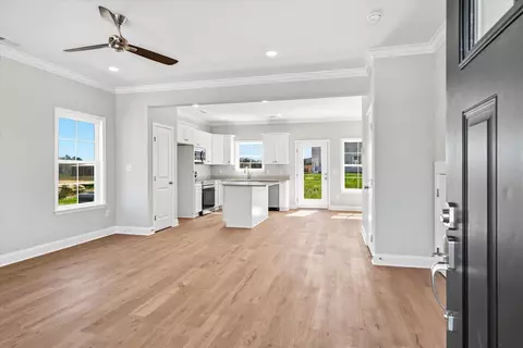 142 Andros Dr, Dalton, GA 30721