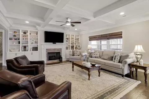7378 Chimney Rock Trl, Signal Mountain, TN 37377