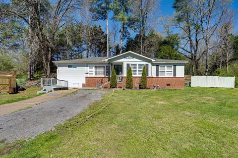 627 Mission Ridge Rd, Rossville, GA 30741