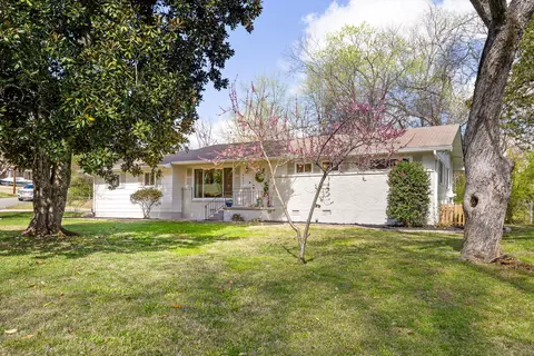 6621 Gary Ln, Chattanooga, TN 37421