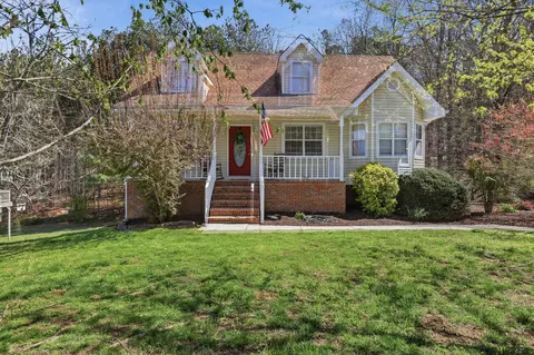 317 Middle View Dr, Ringgold, GA 30736
