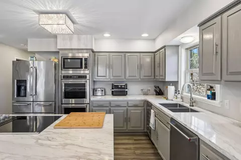 Kitchen - 114 Carpenter Rd, Dunlap, TN 37327 photo 2 of 3