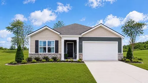 8471 Bright Water Dr, Ooltewah, TN 37363