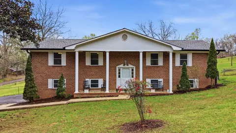 379 Pleasant View Cir, Jasper, TN 37347