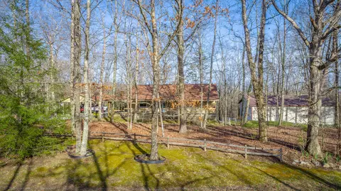 737 Miller Cove Rd, Signal Mountain, TN 37377