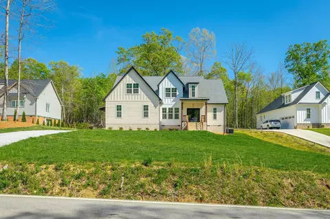 11548 Armstrong Rd, Soddy Daisy, TN 37379